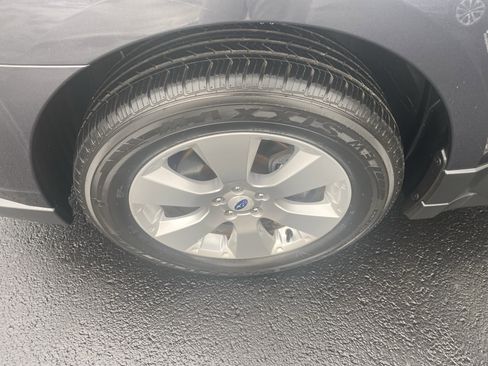 Used 2012 Subaru Outback 2.5i Limited image 28