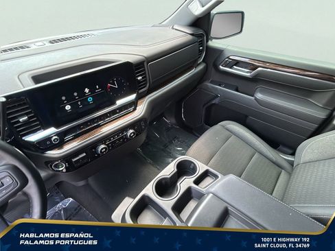 Certified 2025 GMC Sierra 1500 Elevation RWD image 23