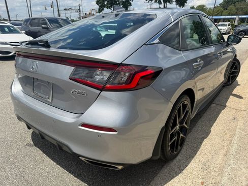 Used 2022 Honda Civic Sport Touring image 5