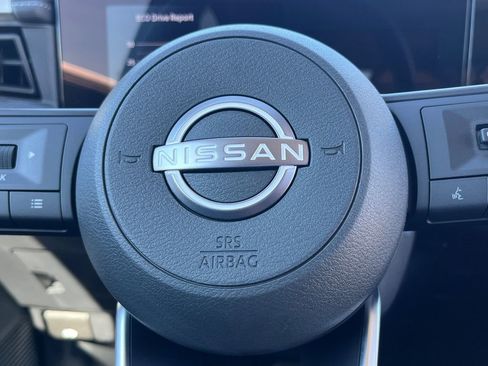 New 2026 Nissan Kicks SV w/ SV Premium Package image 5