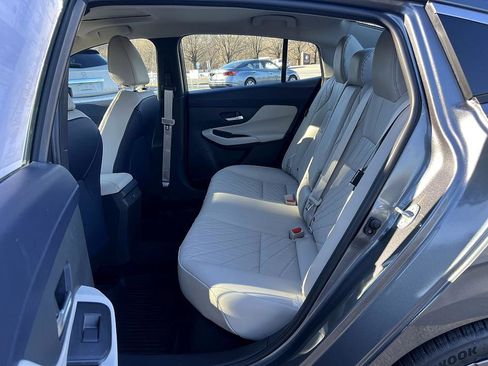 New 2026 Nissan Sentra SL image 19