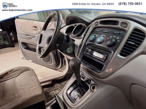 Used 2002 Toyota Highlander 2WD V6 image 16