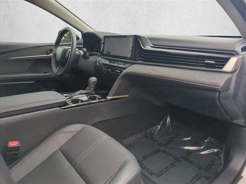 Certified 2025 Toyota Camry XLE FWD image 27