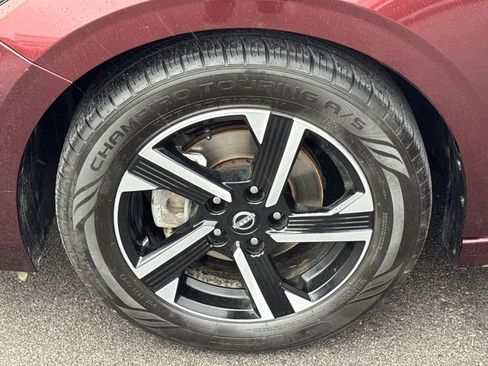 Used 2024 Nissan Sentra SV image 23