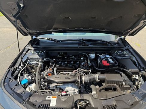 Used 2023 Honda Accord EX image 32