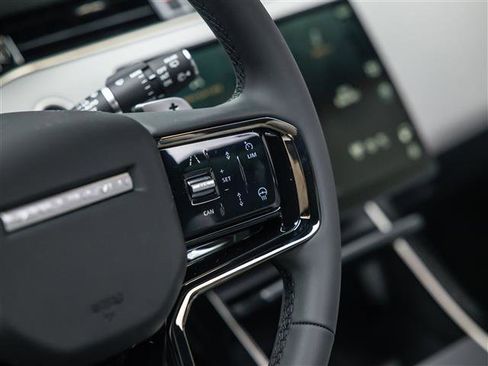 New 2026 Land Rover Range Rover Evoque S image 22