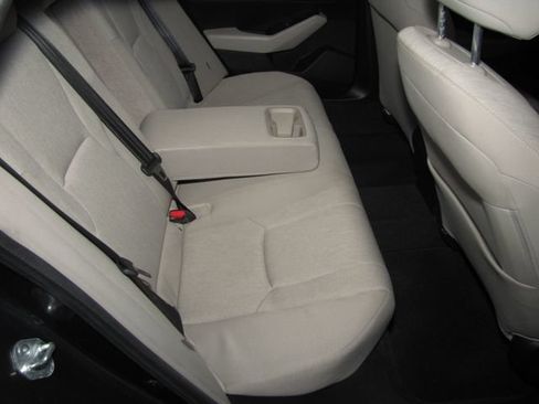 Certified 2023 Honda Accord LX image 16