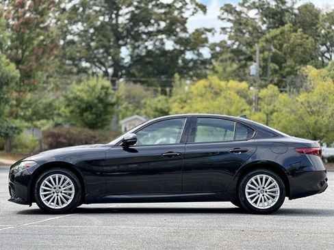 Used 2022 Alfa Romeo Giulia Sprint image 10