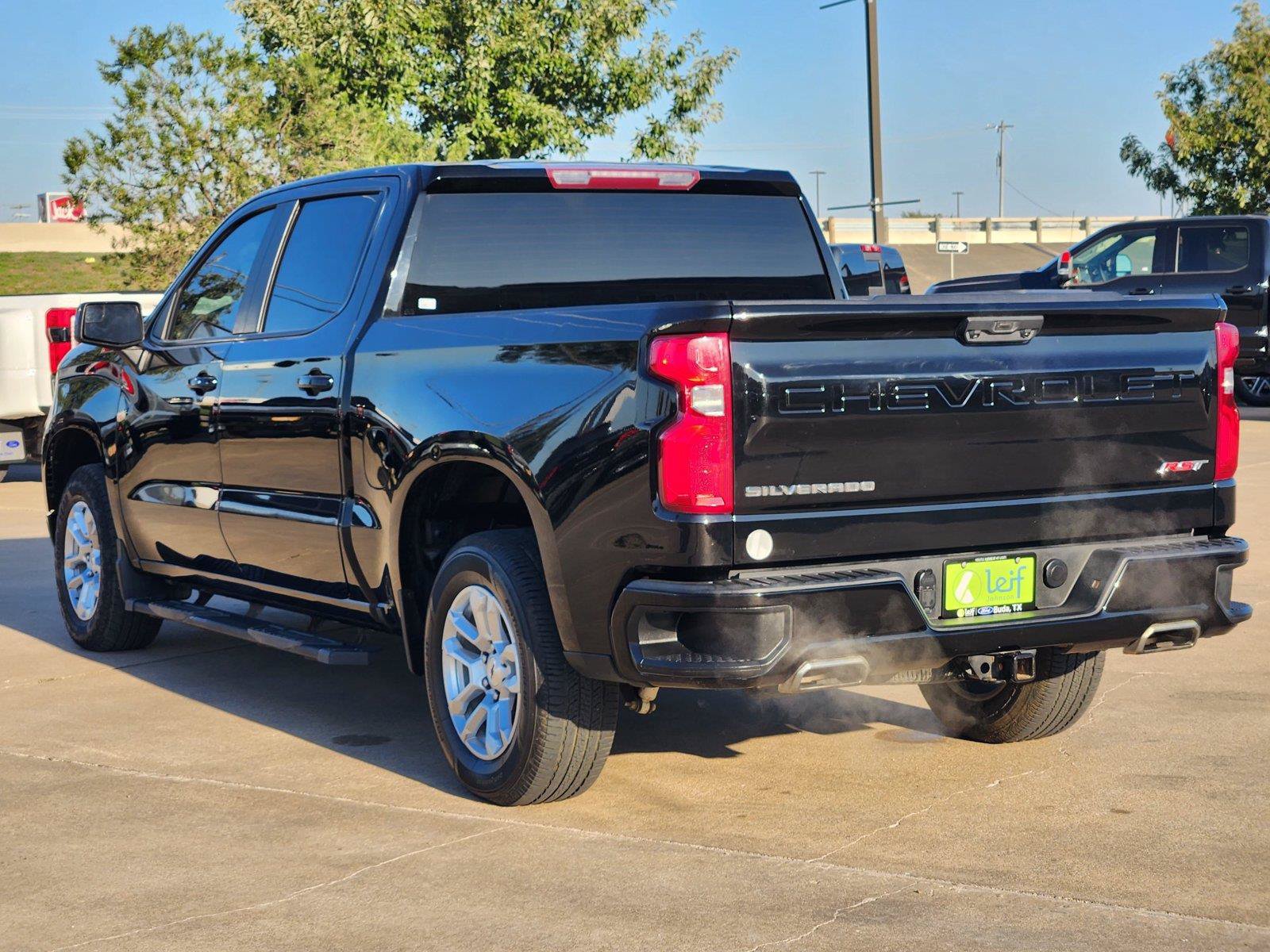 Used 2023 Chevrolet Silverado 1500 RST w/ Z71 Off-Road Package AWD/4WD image 5