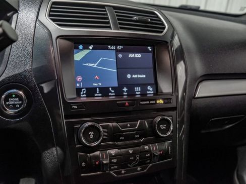 Used 2017 Ford Explorer XLT w/ Equipment Group 202A image 25