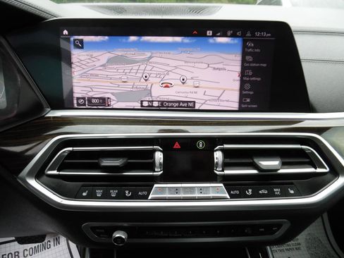 Used 2019 BMW X5 xDrive40i w/ Convenience Package image 16