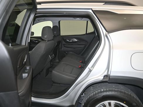 Used 2022 GMC Terrain SLE w/ Driver Convenience Package FWD image 21