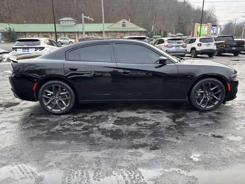 Used 2021 Dodge Charger SXT w/ Blacktop Package image 32