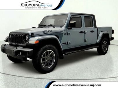 Used 2024 Jeep Gladiator Sport