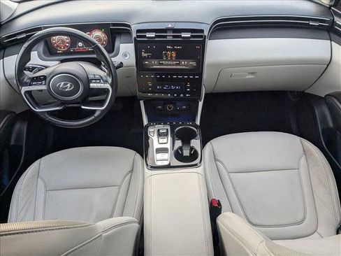 Used 2023 Hyundai Tucson Limited image 17