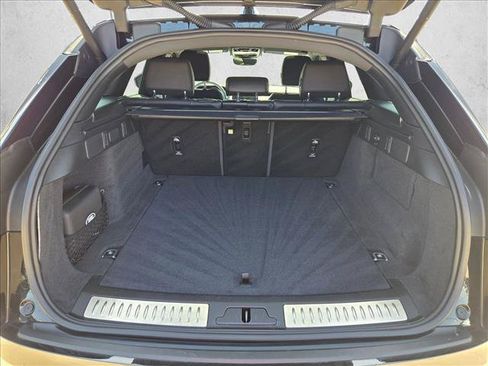 Used 2026 Land Rover Range Rover Velar S AWD/4WD image 6