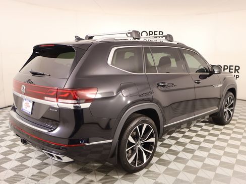 Used 2024 Volkswagen Atlas SEL Premium R-Line image 22