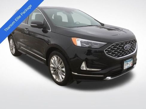 Used 2022 Ford Edge Titanium w/ Equipment Group 301A image 3