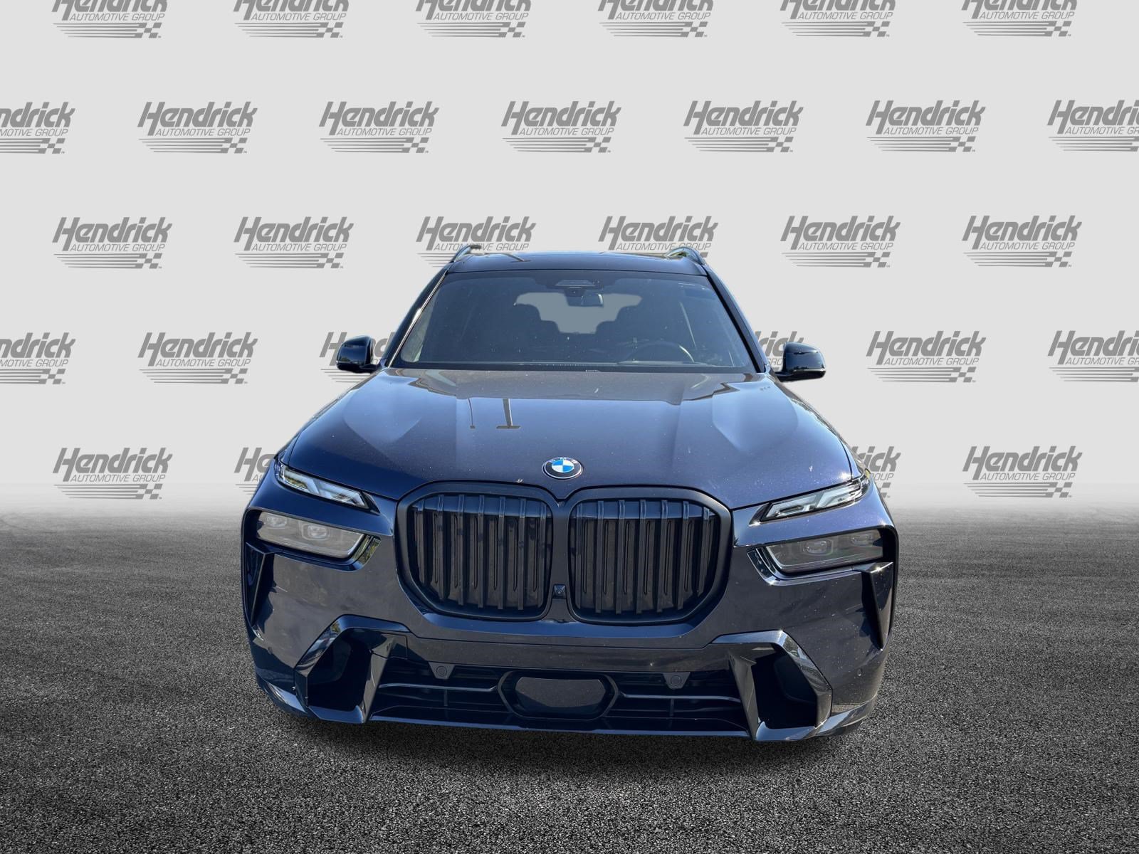 Certified 2025 BMW X7 xDrive40i w/ M Sport Package AWD/4WD image 3