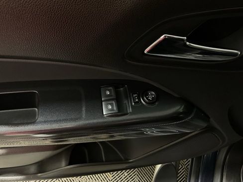 Used 2018 Chevrolet Colorado Z71 w/ Centennial Edition image 17