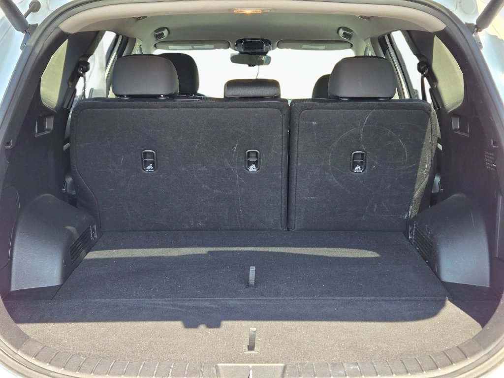 Certified 2023 Hyundai Santa Fe SEL FWD image 9