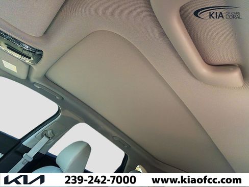 New 2026 Kia Sorento S image 28