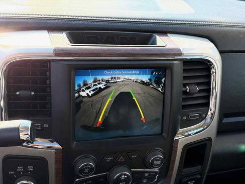 Used 2018 RAM 2500 Laramie w/ Convenience Group image 22