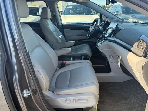 Used 2023 Honda Odyssey Touring image 26