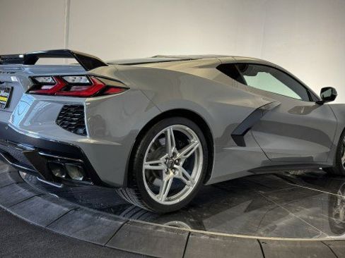 Used 2024 Chevrolet Corvette Stingray Premium Cpe w/ Z51 Performance Package RWD image 27