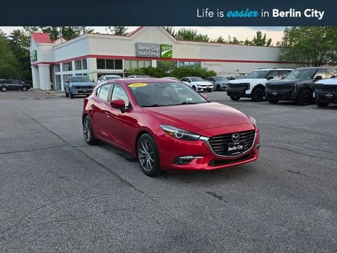 Used 2018 MAZDA MAZDA3 Grand Touring w/ Premium Equipment Package FWD image 1
