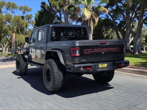 Used 2021 Jeep Gladiator Rubicon w/ Cold Weather Group image 7