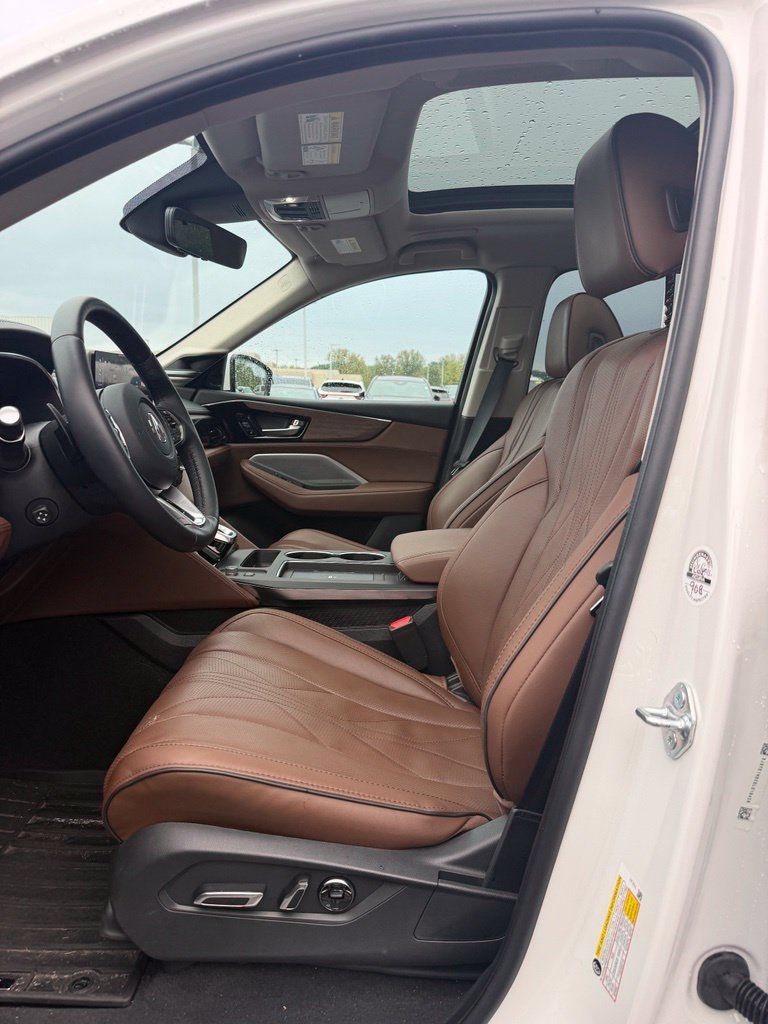 Used 2025 Acura MDX w/ Advance Package AWD/4WD image 11