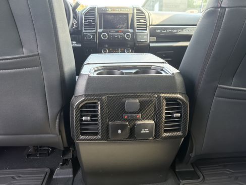 Used 2021 Ford F250 Lariat w/ Lariat Ultimate Package AWD/4WD image 47
