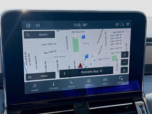 Used 2020 Lincoln Navigator Black Label w/ Cargo Convenience Package image 13