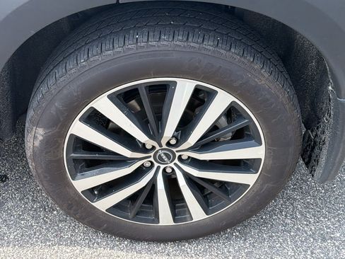 Used 2025 Nissan Pathfinder Platinum w/ Cargo Package FWD image 12