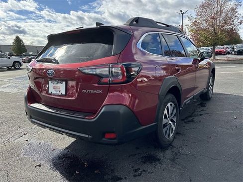 Certified 2025 Subaru Outback Premium image 11