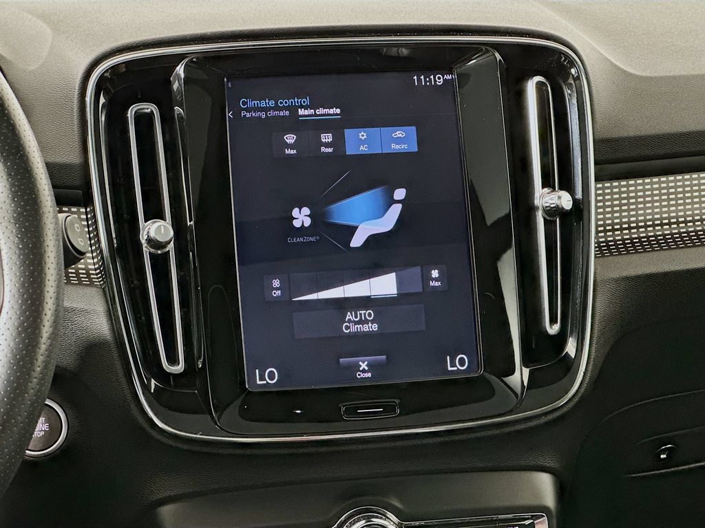 Used 2020 Volvo XC40 T4 R-Design w/ Protection Package Premier FWD image 14