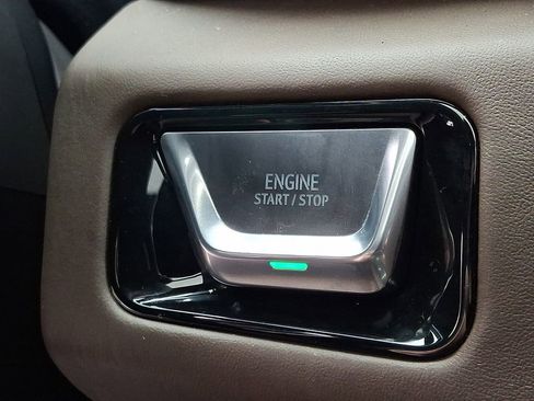 Certified 2025 GMC Yukon Denali Ultimate image 24