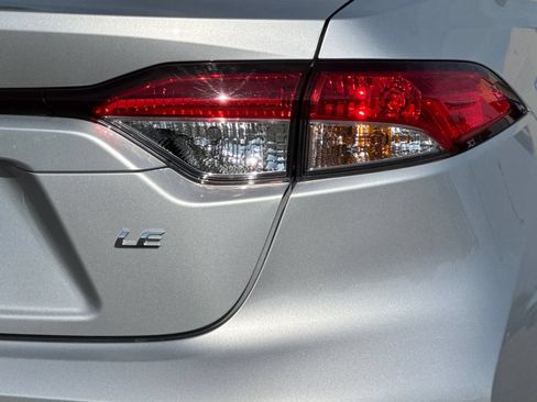 Used 2026 Toyota Corolla LE FWD image 30