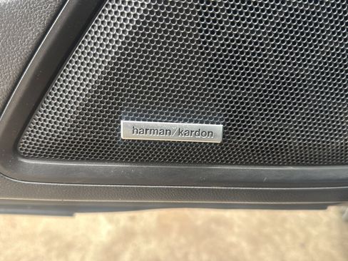 Used 2020 Subaru Outback Limited AWD/4WD image 19