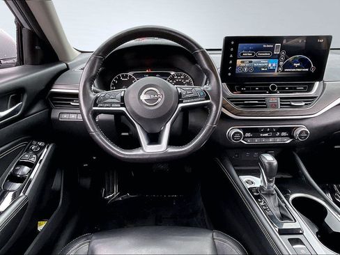 Used 2023 Nissan Altima 2.5 SL image 6