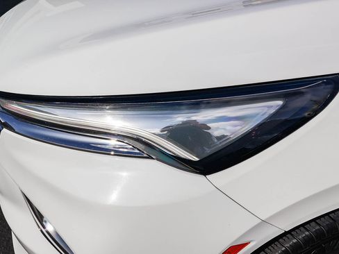 Used 2022 Buick Enclave Premium image 7