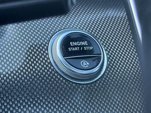 Used 2022 Mercedes-Benz C 300 C 300 image 21