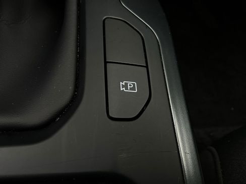 Used 2025 Kia K4 LXS image 23