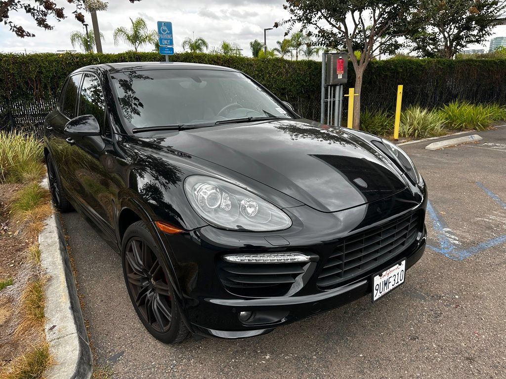 Used 2013 Porsche Cayenne GTS AWD/4WD image 10