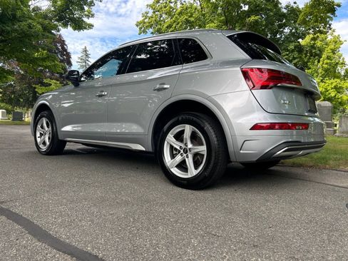 Used 2023 Audi Q5 2.0T Premium w/ Convenience Package AWD/4WD image 4