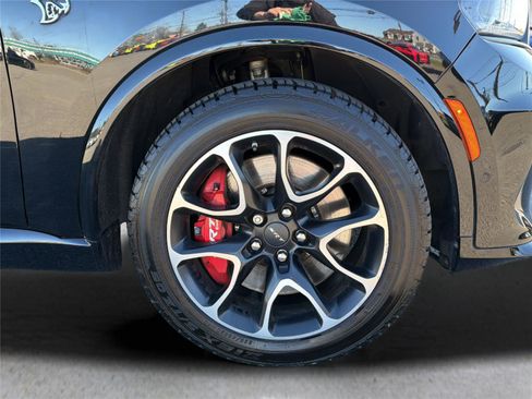 Used 2021 Dodge Durango SRT Hellcat w/ Technology Group image 43