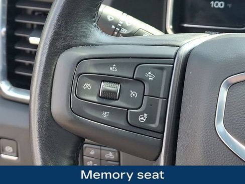 Used 2024 GMC Sierra 2500 Denali Ultimate AWD/4WD image 7