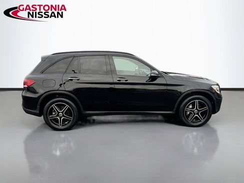 Used 2022 Mercedes-Benz GLC 300 image 10