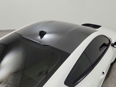 Used 2020 Ford Mustang Shelby GT500 w/ Carbon Fiber Track Pack image 48